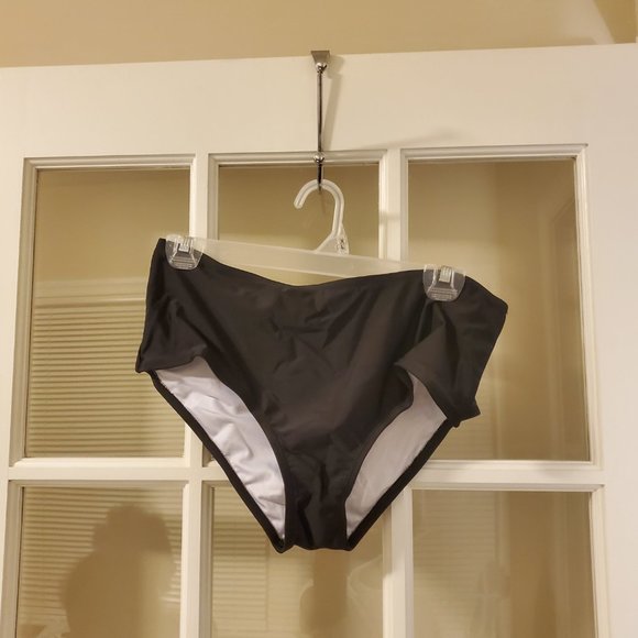 SWIM IN AQUA, Polka Dot Tankini w/ Black Bottom set, size L(12/14) - Picture 4 of 8